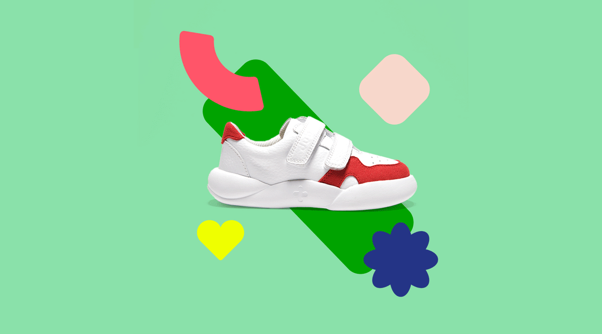 Dubs Glide comfortable lightweight kids' trainers in black